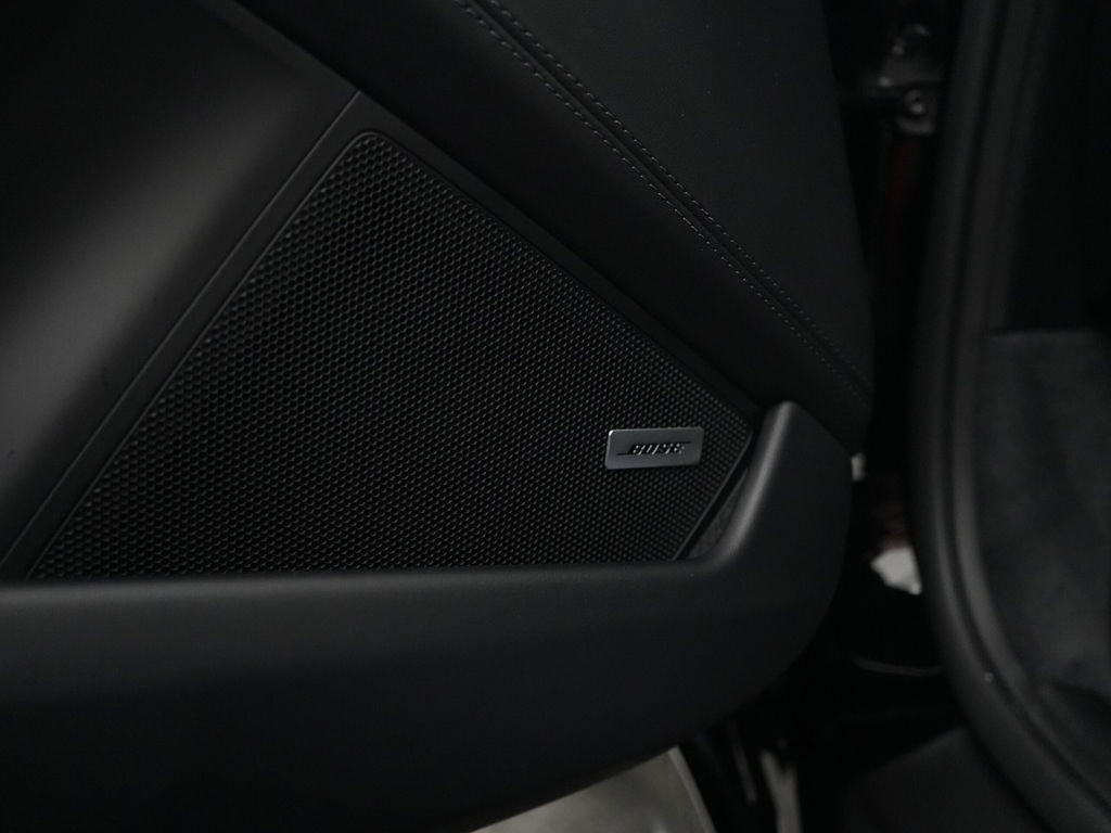 Porsche 992 Carrera 4 GTS