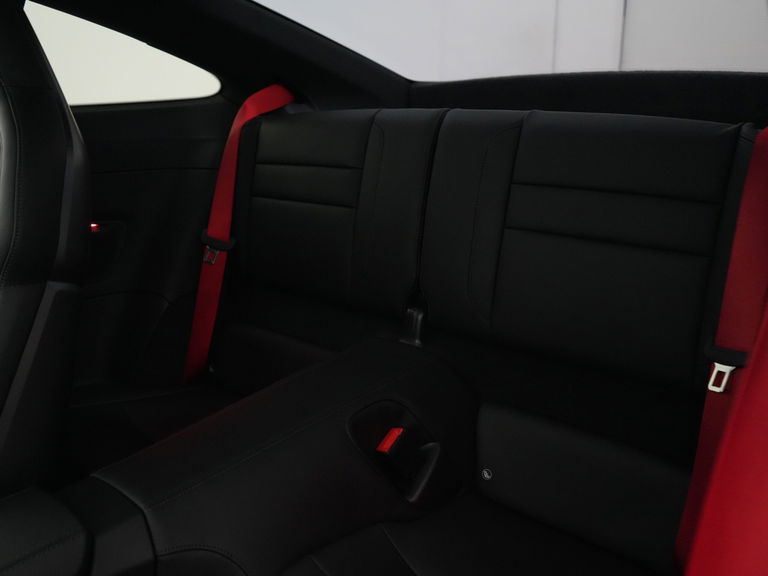 Porsche 992 Carrera 4 GTS