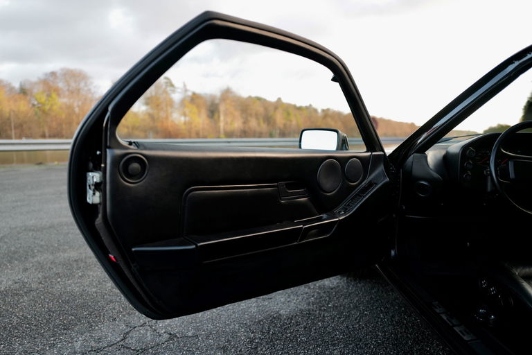 Porsche 928 S4