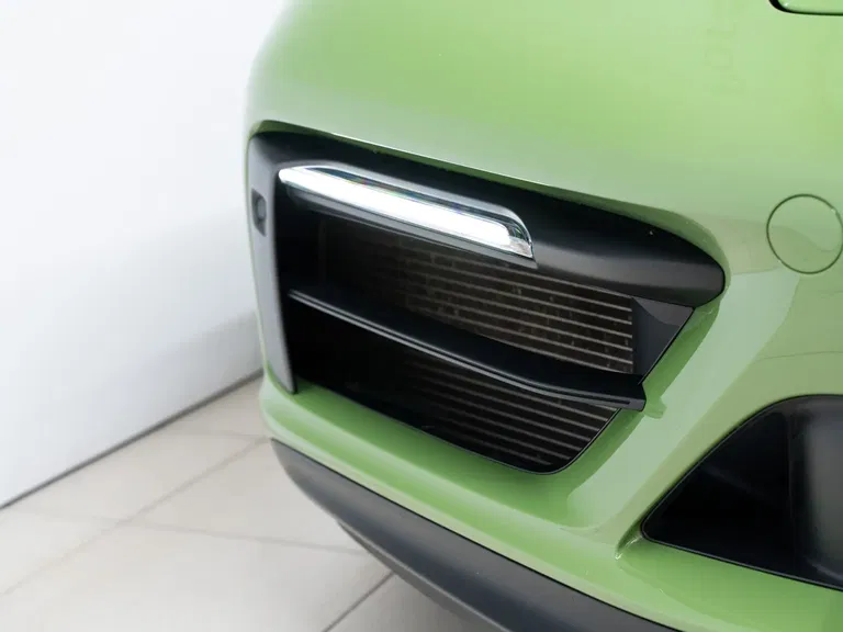 Porsche 992 Carrera GTS