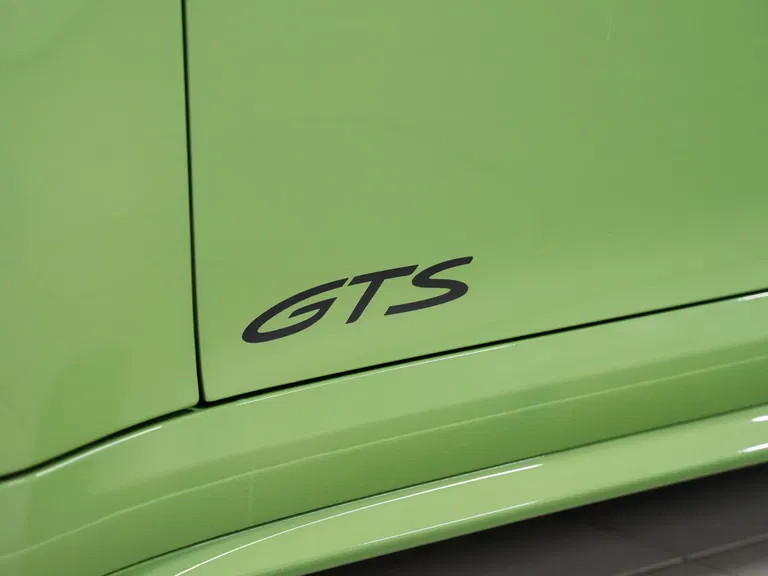 Porsche 992 Carrera GTS