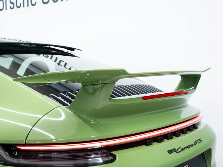 Porsche 992 Carrera GTS