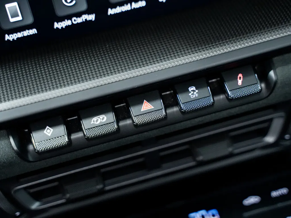 Porsche 992 Carrera GTS