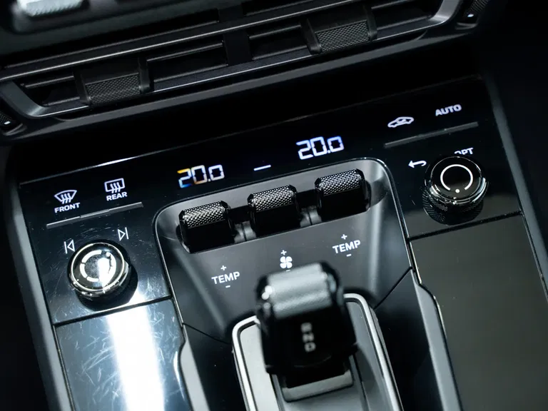 Porsche 992 Carrera GTS