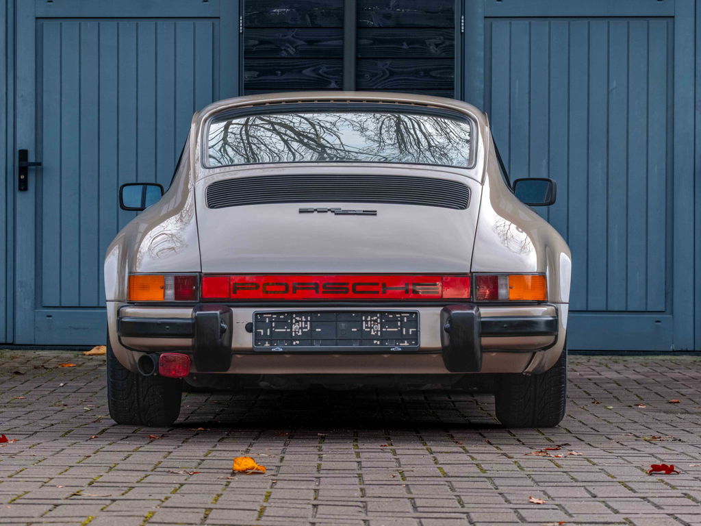 Porsche 911 SC