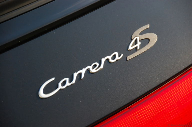 Porsche 993 Carrera 4S