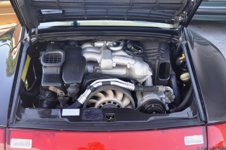 Porsche 993 Carrera 4S