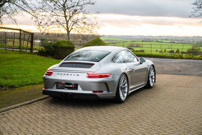 Porsche 991 GT3 Touring
