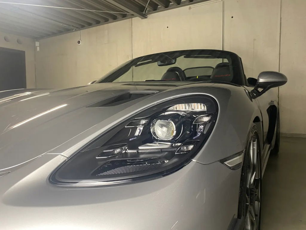 Porsche 718 Spyder RS