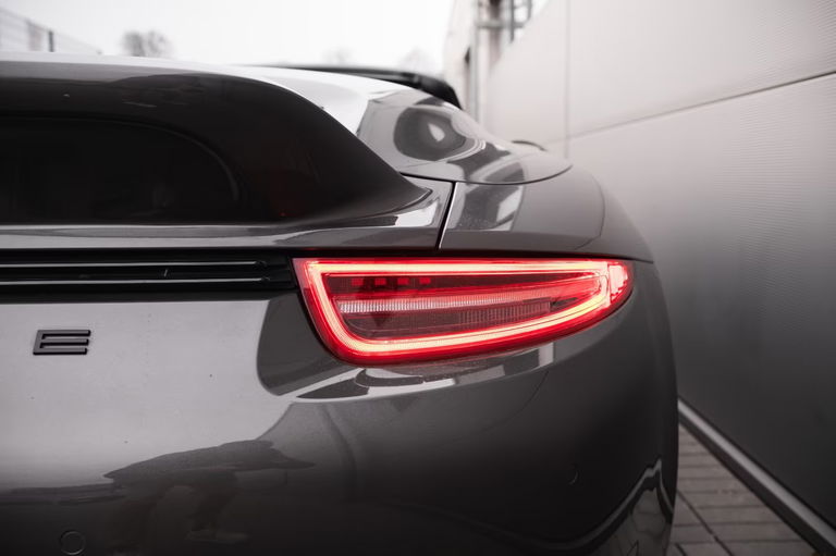 Porsche 991 Carrera GTS