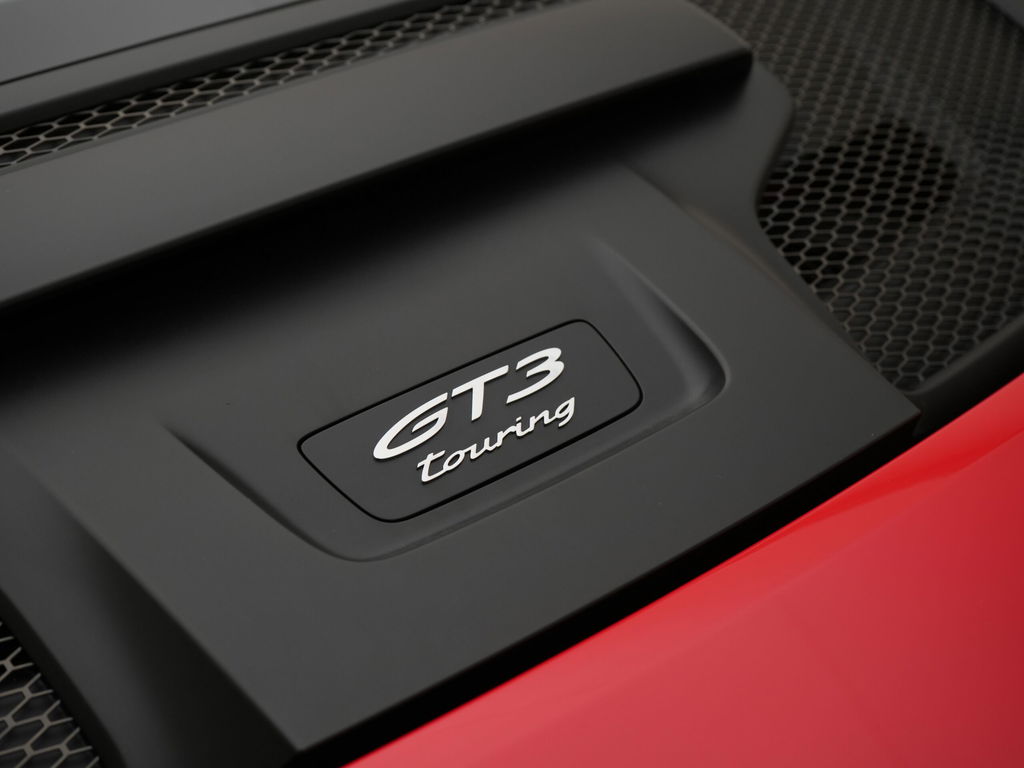 Porsche 992 GT3 Touring