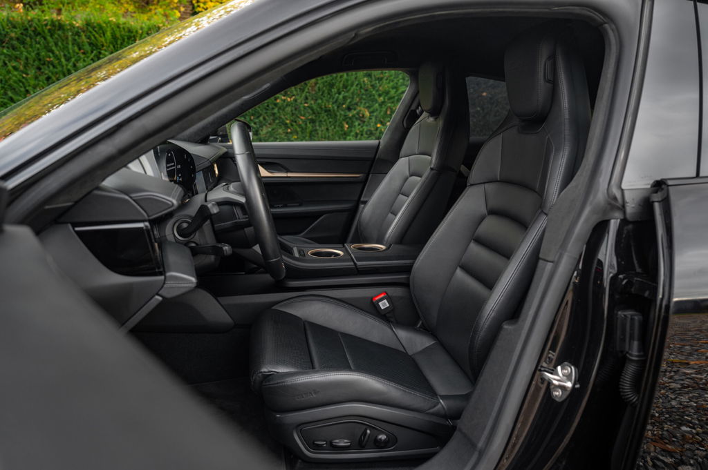 Porsche Taycan Turbo