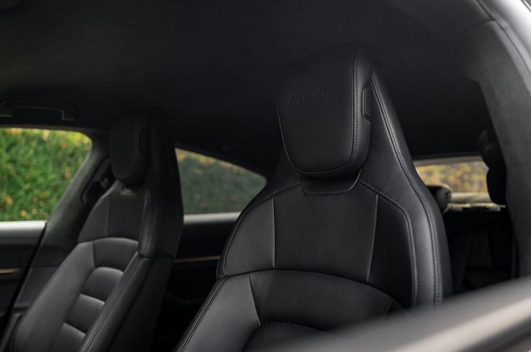 Porsche Taycan Turbo