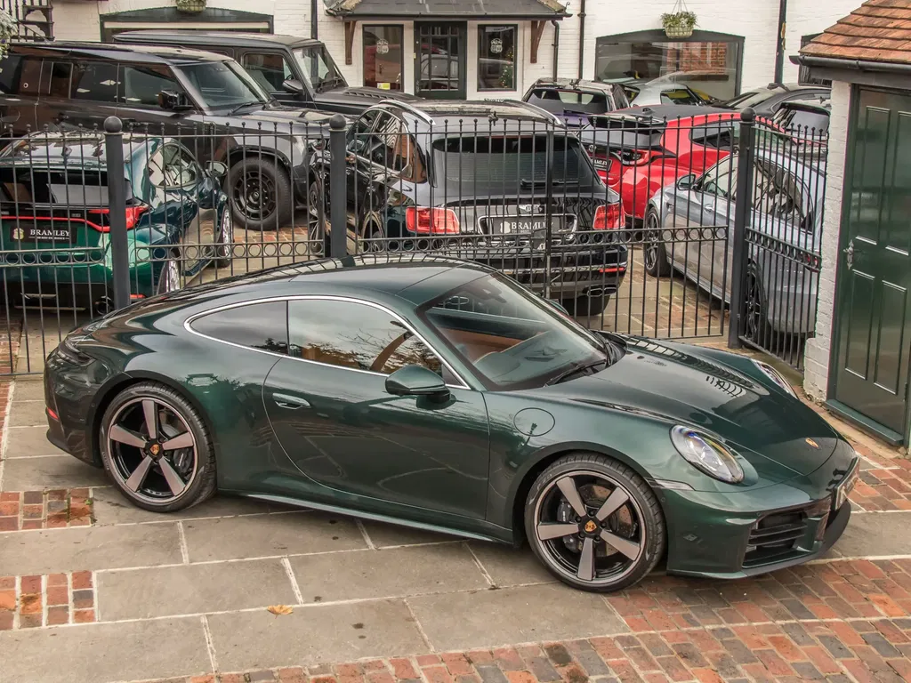 Porsche 992.2 Carrera