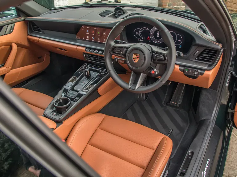 Porsche 992.2 Carrera