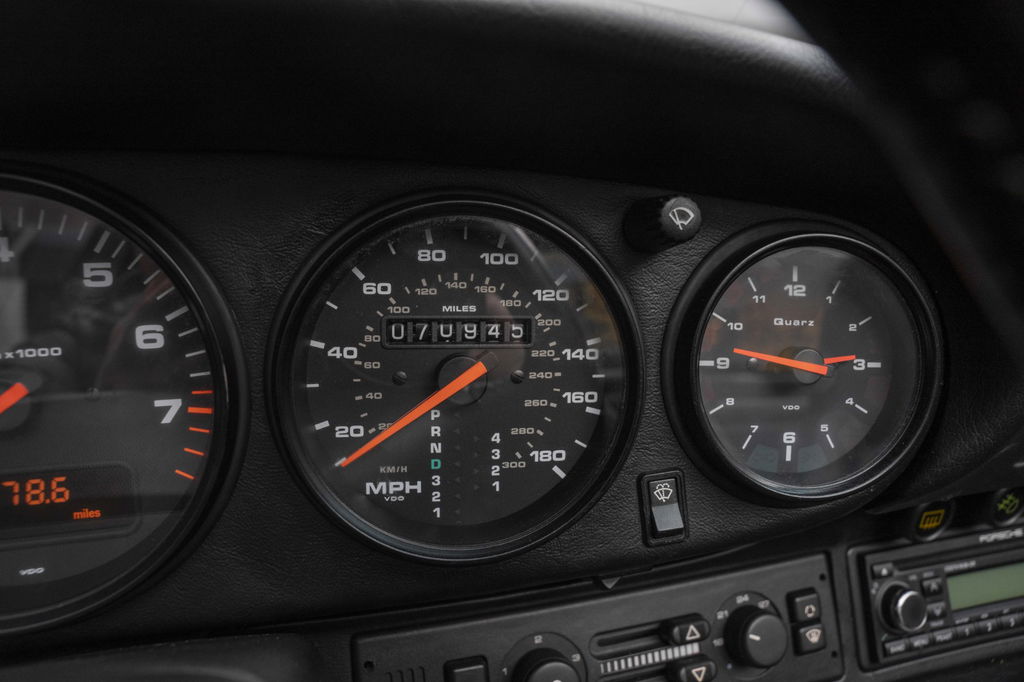 Porsche 964 Carrera 2