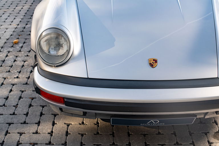 Porsche 911 Carrera 3.2 Speedster