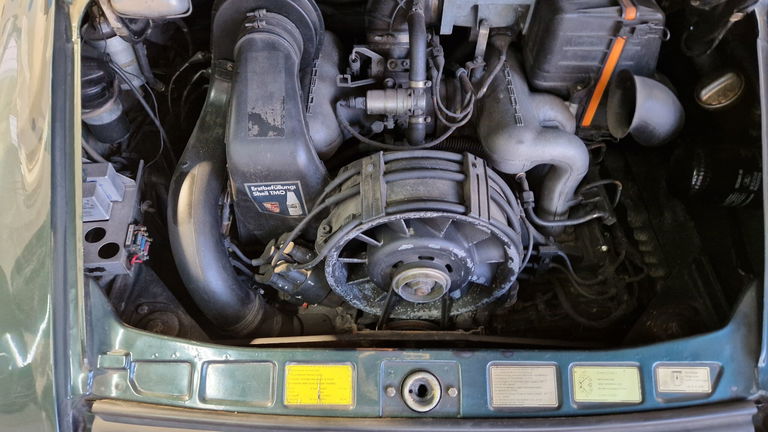 Porsche 911 Carrera 3.2