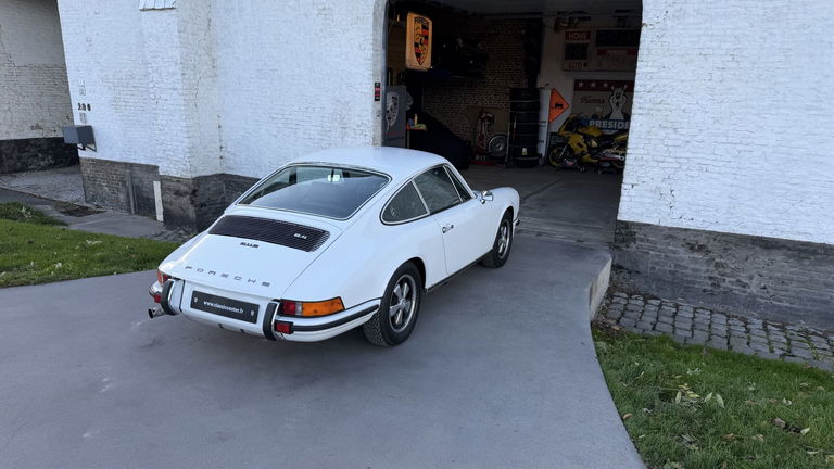 Porsche 911 E