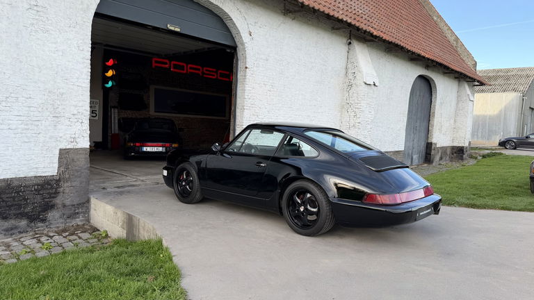 Porsche 964 Carrera 4