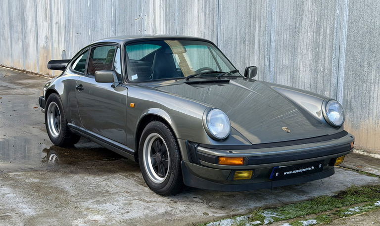 Porsche 911 Carrera 3.2