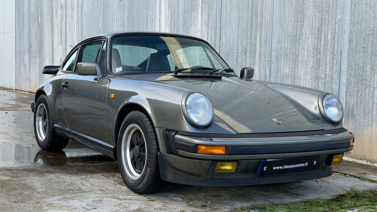 Porsche 911 Carrera 3.2