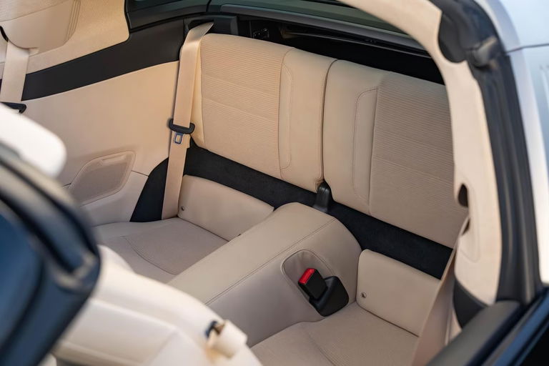 Porsche 992 Heritage Design Edition