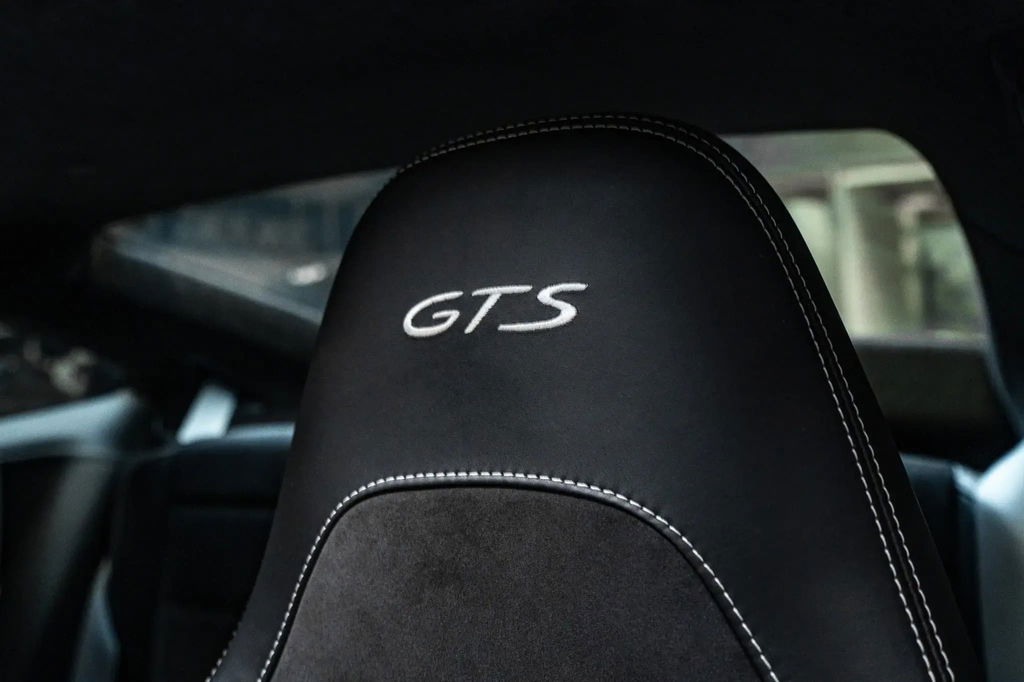 Porsche 991.2 Carrera GTS