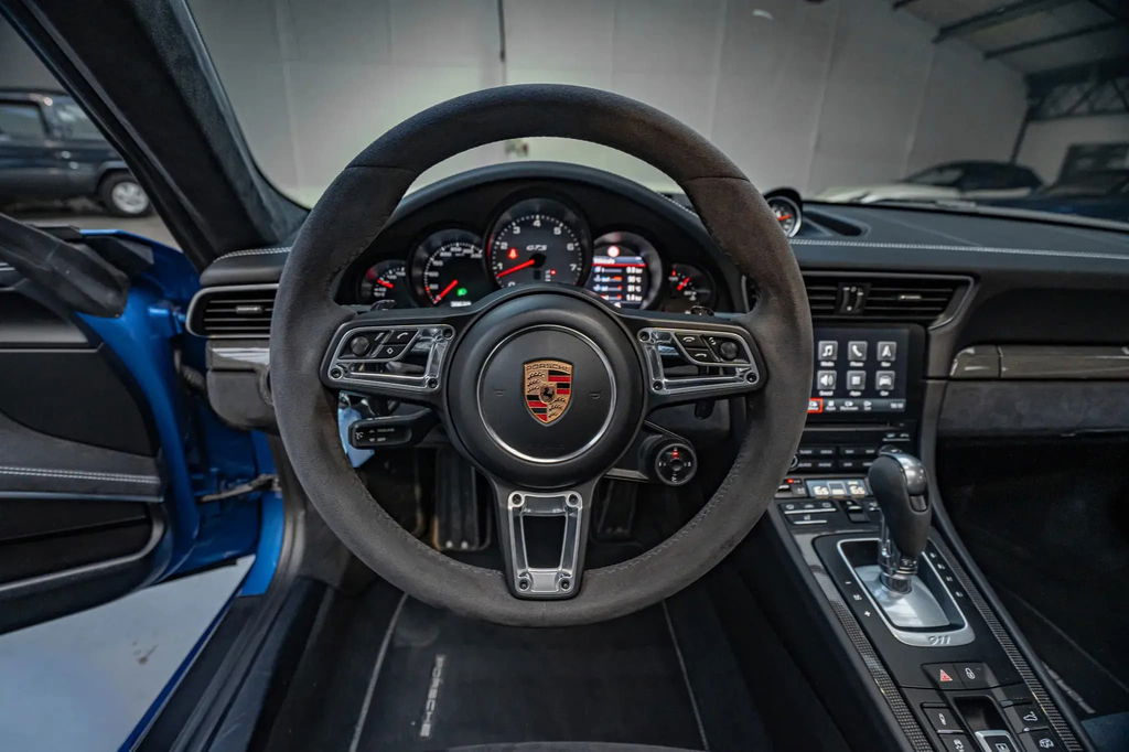 Porsche 991.2 Carrera GTS