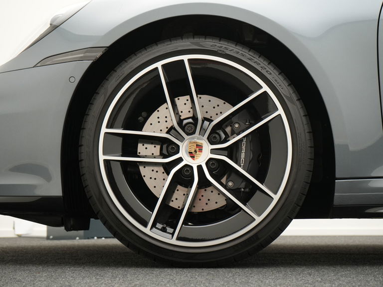 Porsche 992.2 Carrera