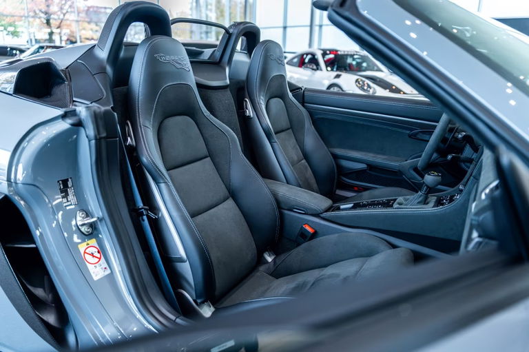 Porsche 718 Spyder RS