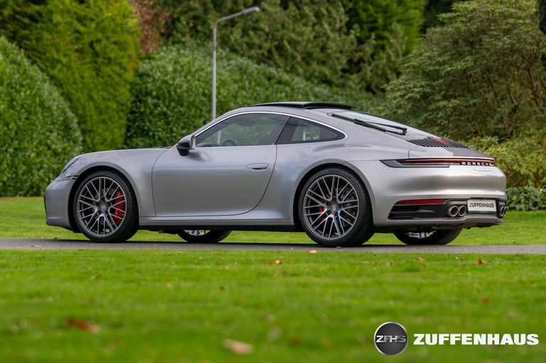 Porsche 992 Carrera 4S