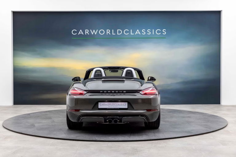 Porsche 718 Boxster S