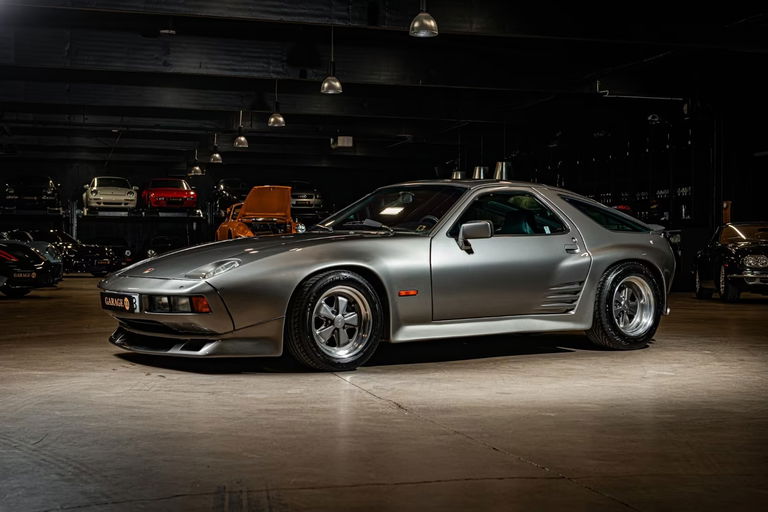 Porsche 928 S