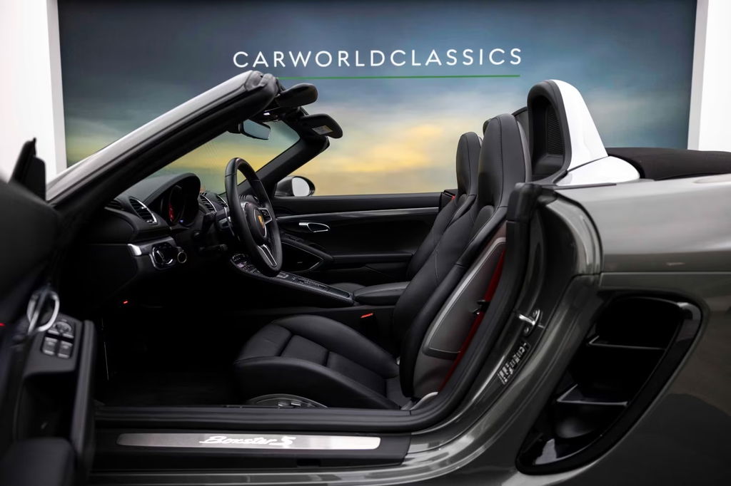 Porsche 718 Boxster S