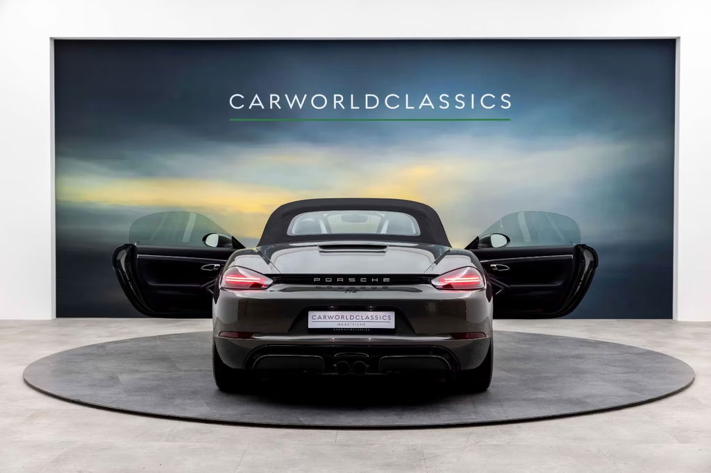 Porsche 718 Boxster S