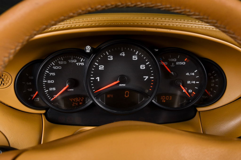 Porsche 996 Carrera 4