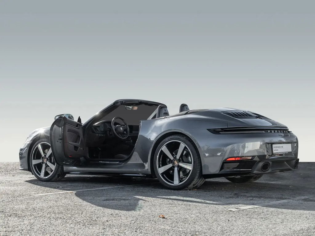 Porsche 992.2 Carrera