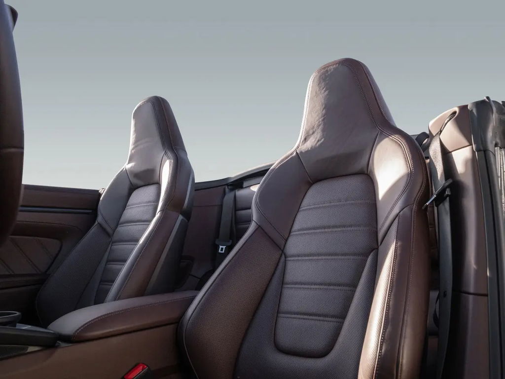 Porsche 992.2 Carrera