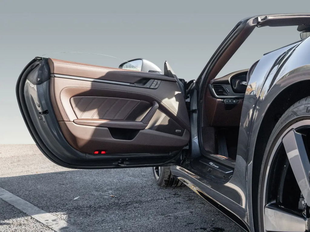 Porsche 992.2 Carrera