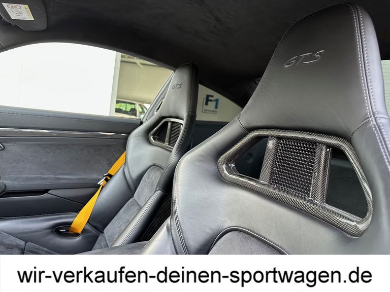 Porsche 991.2 Carrera 4 GTS