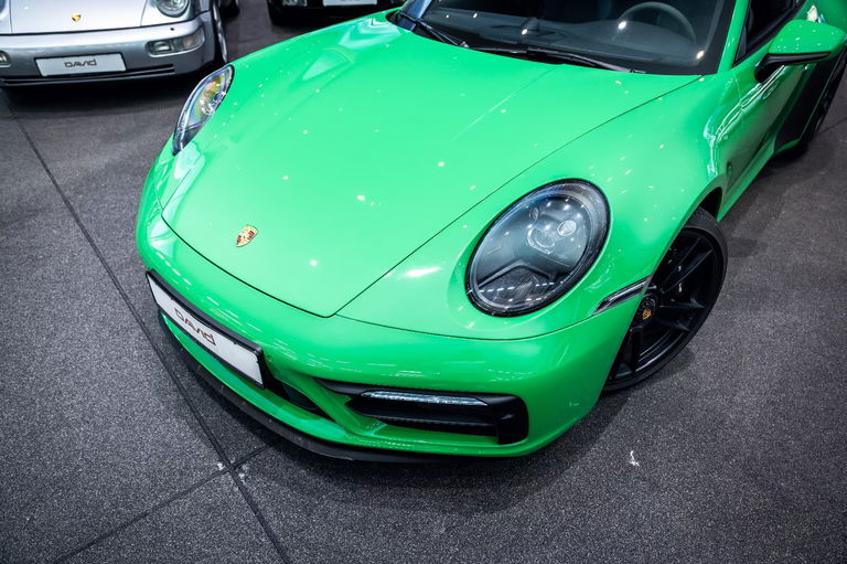 Porsche 992 Carrera GTS