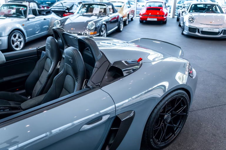 Porsche 718 Spyder RS