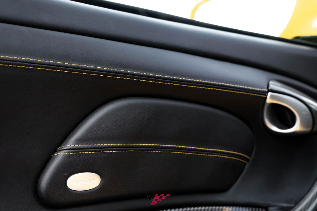 Porsche 996 Carrera 4