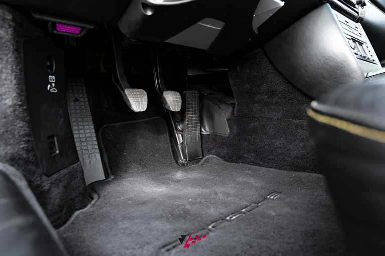 Porsche 996 Carrera 4