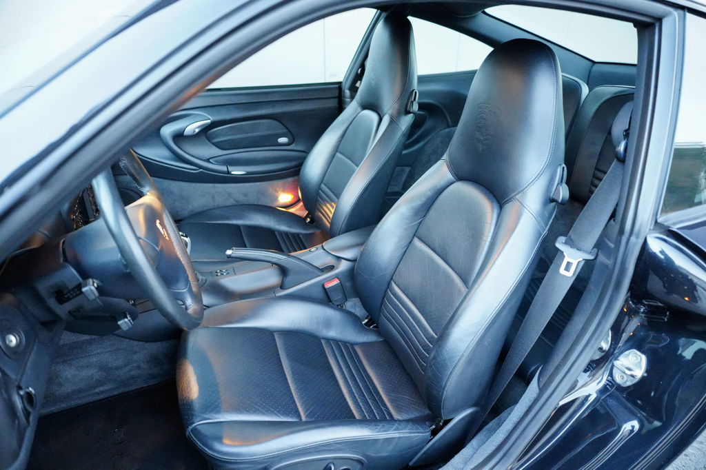 Porsche 996 Carrera 4S