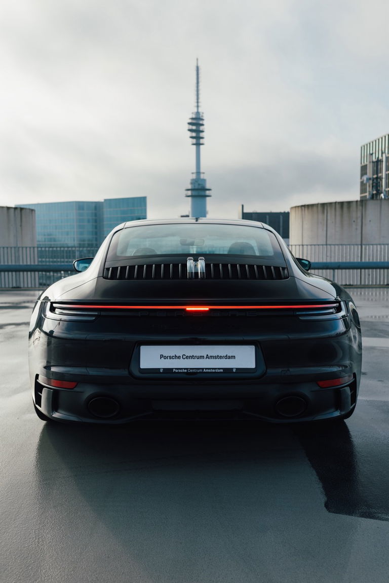 Porsche 992 Carrera 4 GTS