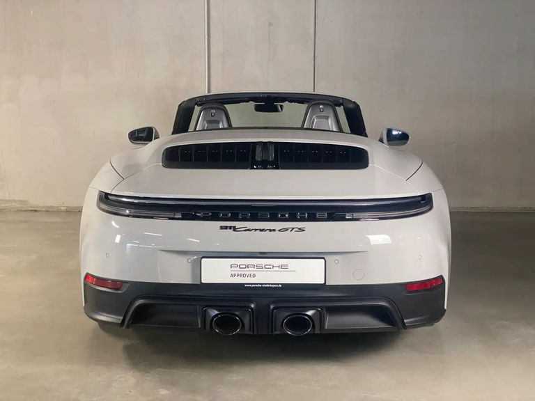 Porsche 992.2 Carrera GTS