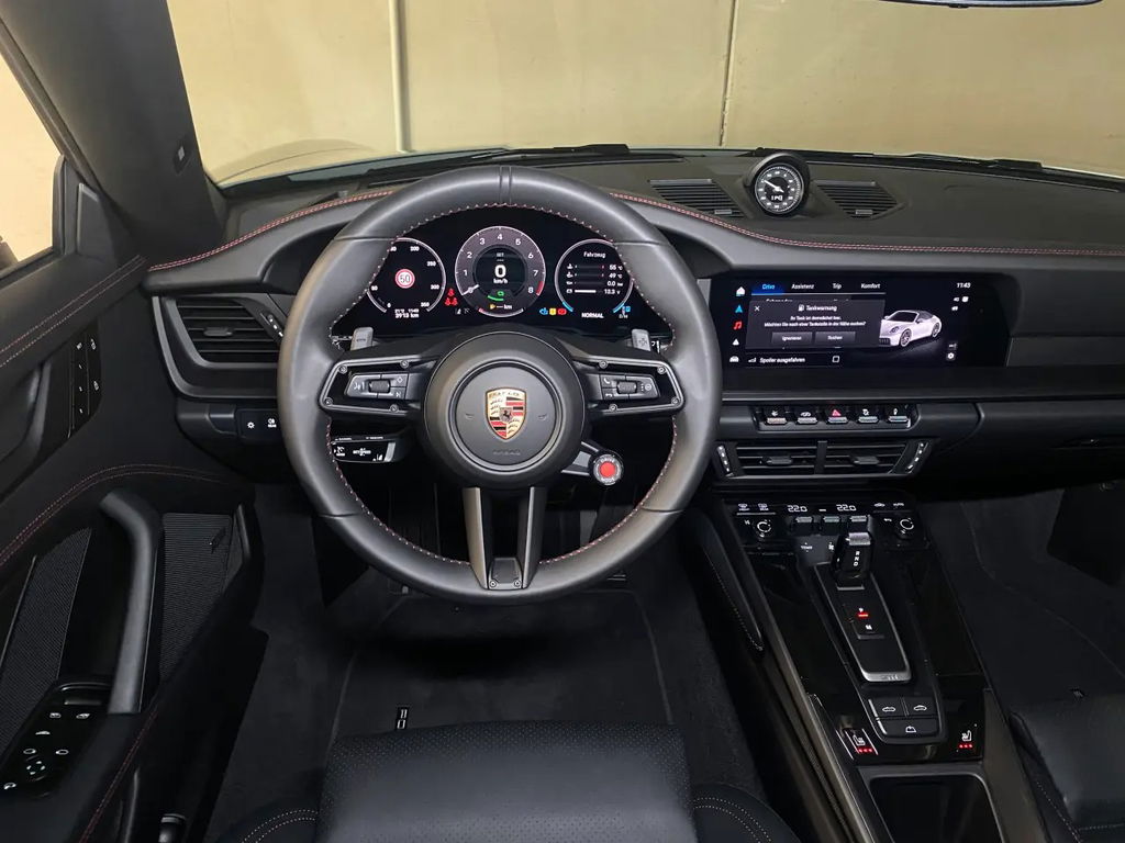 Porsche 992.2 Carrera GTS