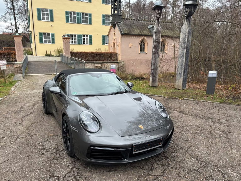 Porsche 992 Carrera 4S